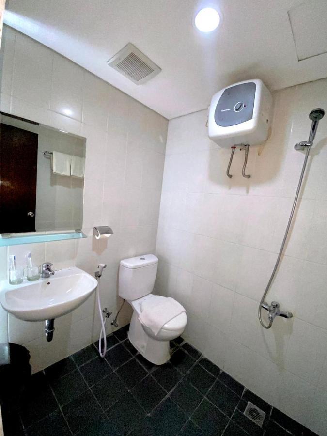 Skyland City Hotel Jatinangor Cilimus Екстер'єр фото