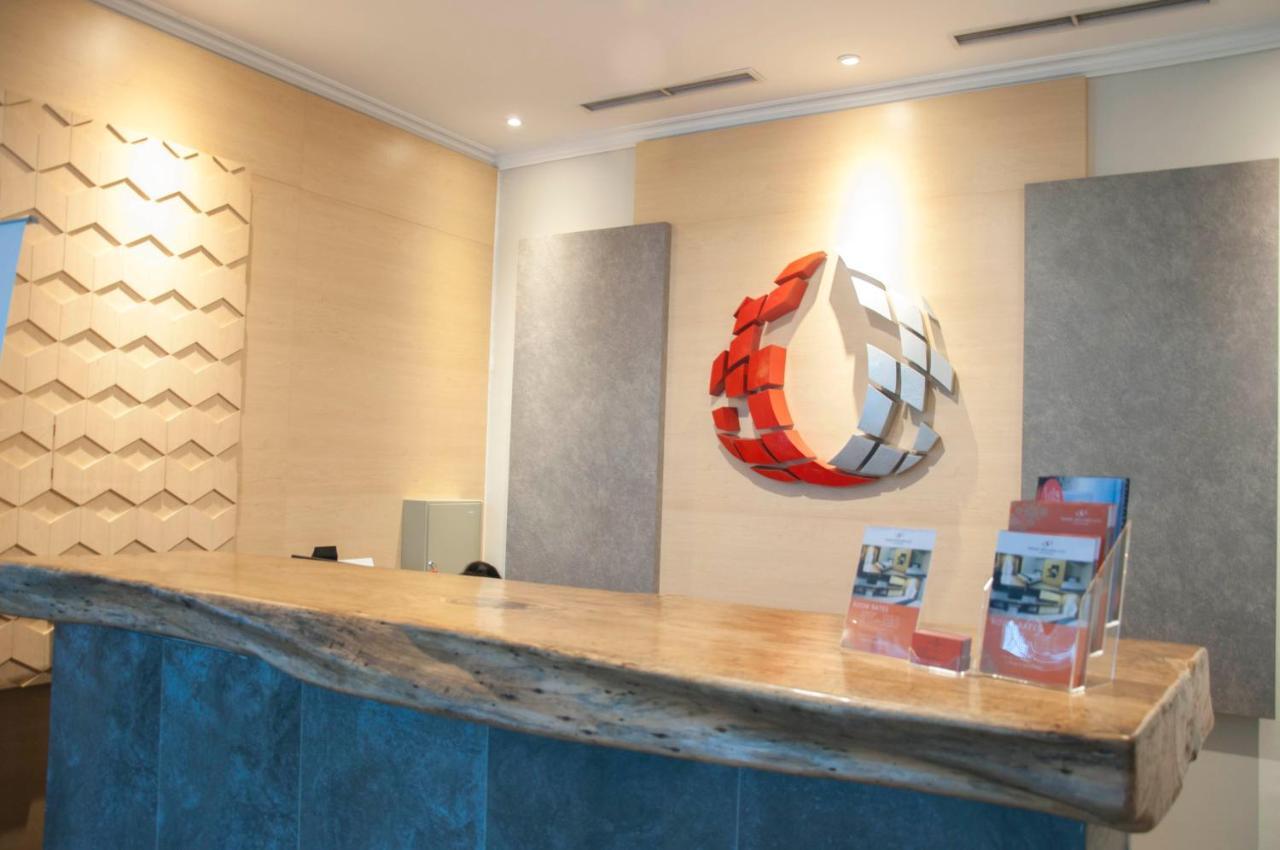 Skyland City Hotel Jatinangor Cilimus Екстер'єр фото